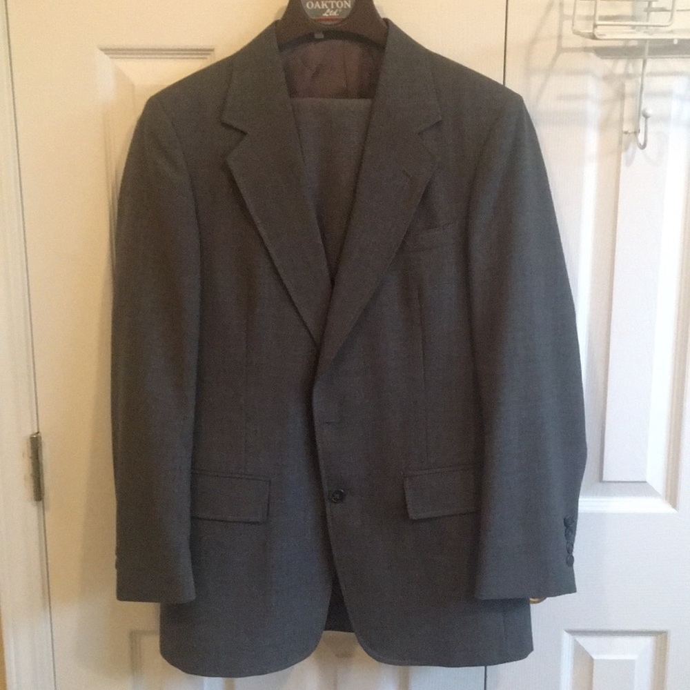 Men’s Suite